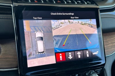 2023 Jeep Grand Cherokee Summit
