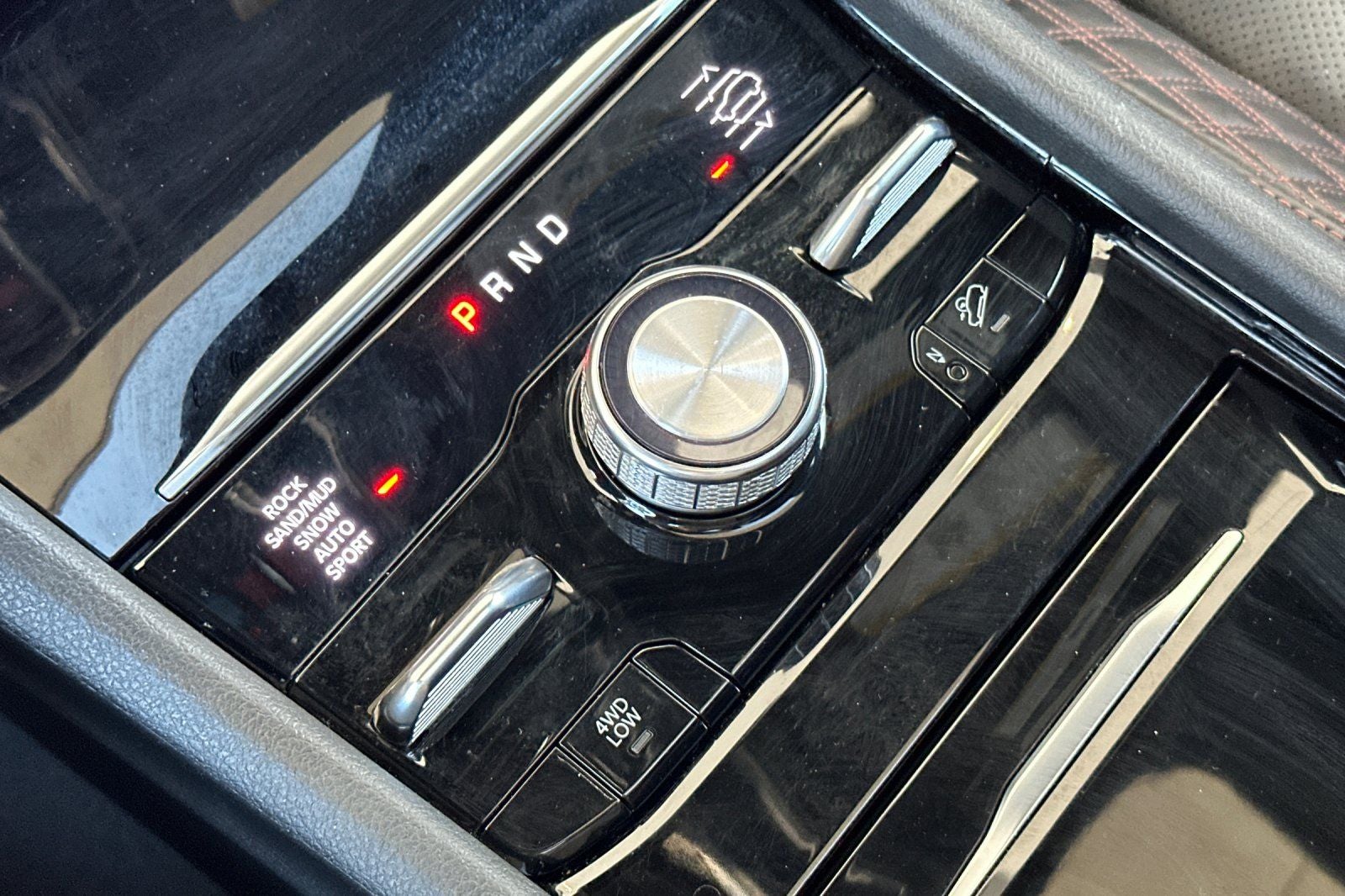2023 Jeep Grand Cherokee Summit