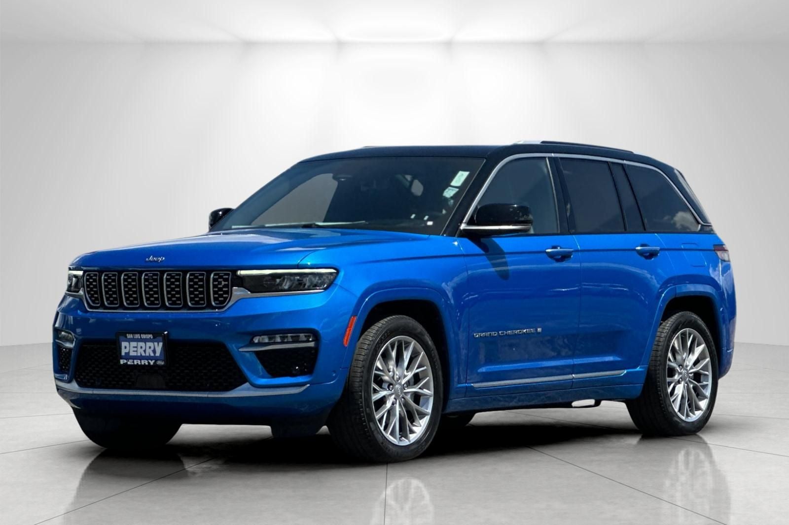 2023 Jeep Grand Cherokee Summit
