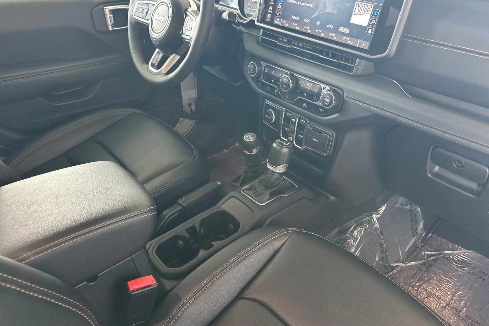 2024 Jeep Wrangler Sahara 4xe