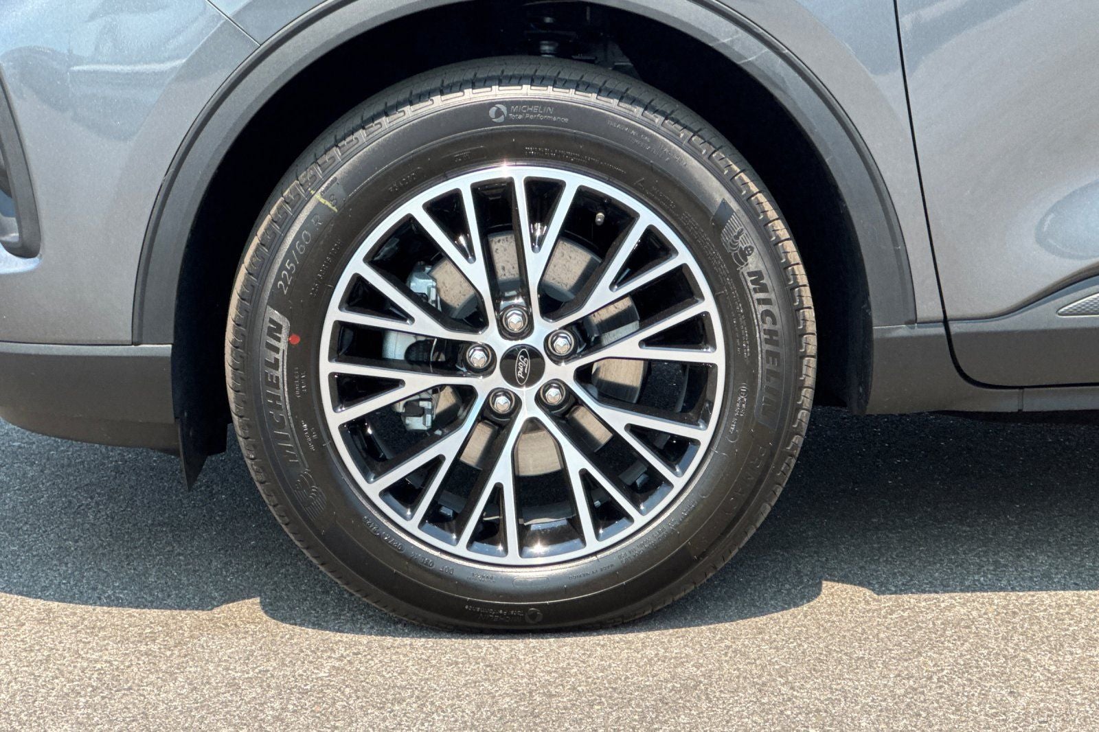 2025 Ford Escape Plug-In Hybrid Base