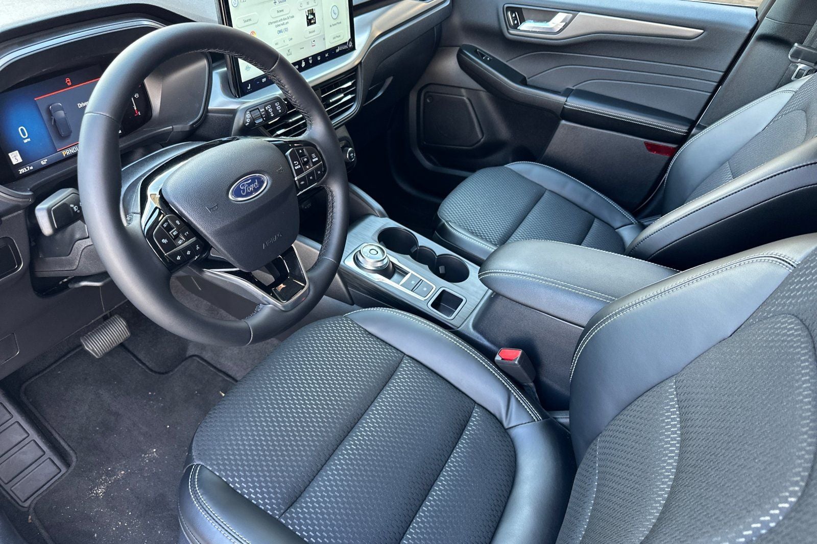 2025 Ford Escape Plug-In Hybrid Base