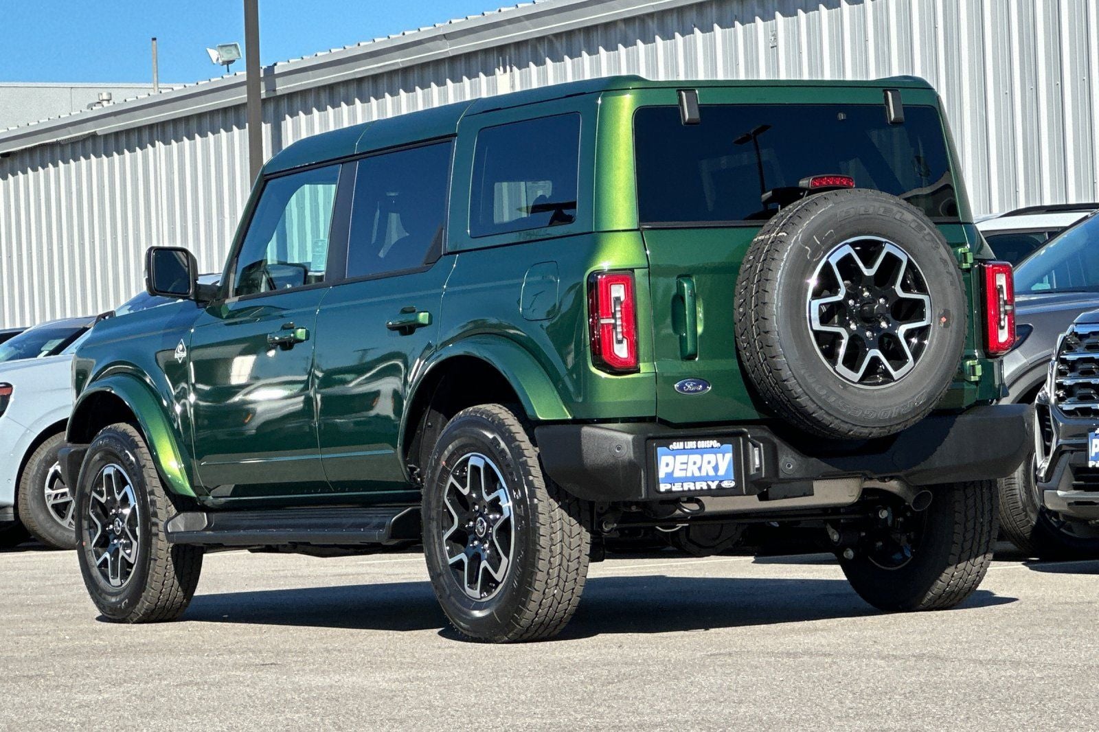 2025 Ford Bronco Outer Banks