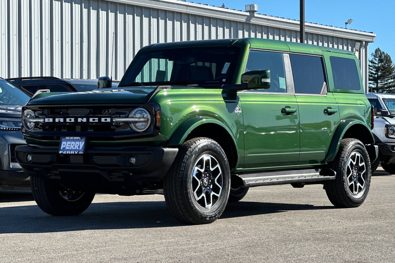 2025 Ford Bronco Outer Banks