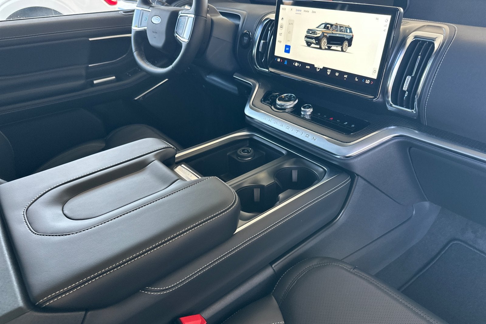 2027 Ford Expedition Max Platinum