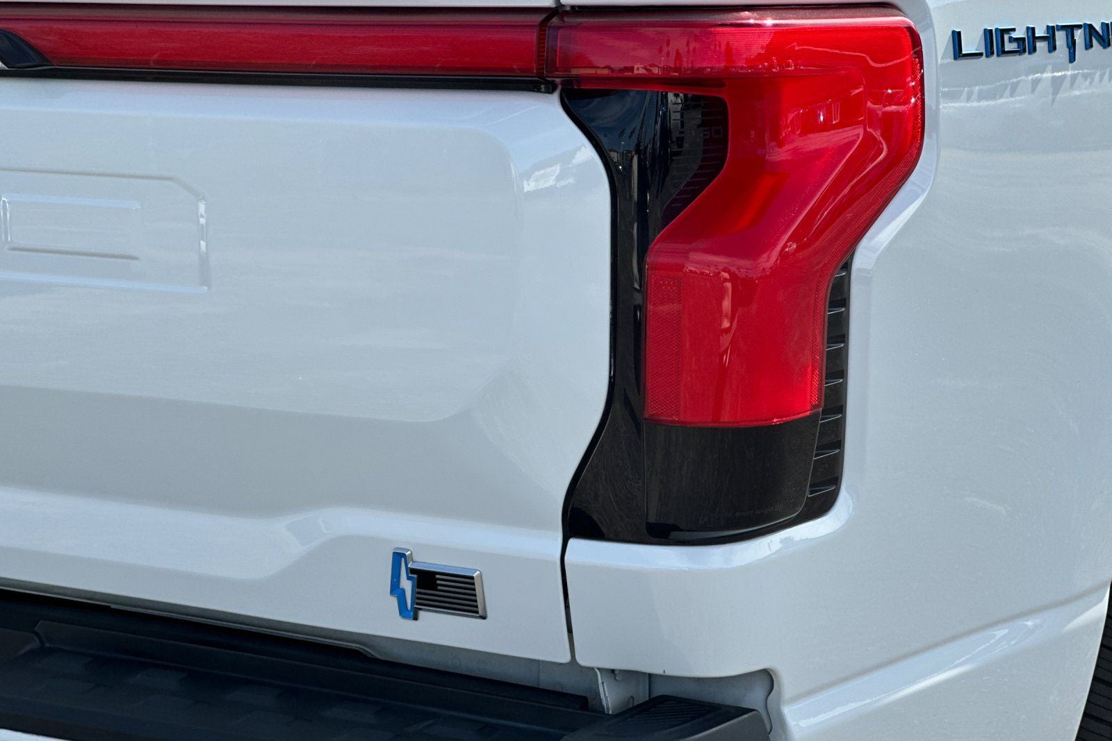 2022 Ford F-150 Lightning Platinum