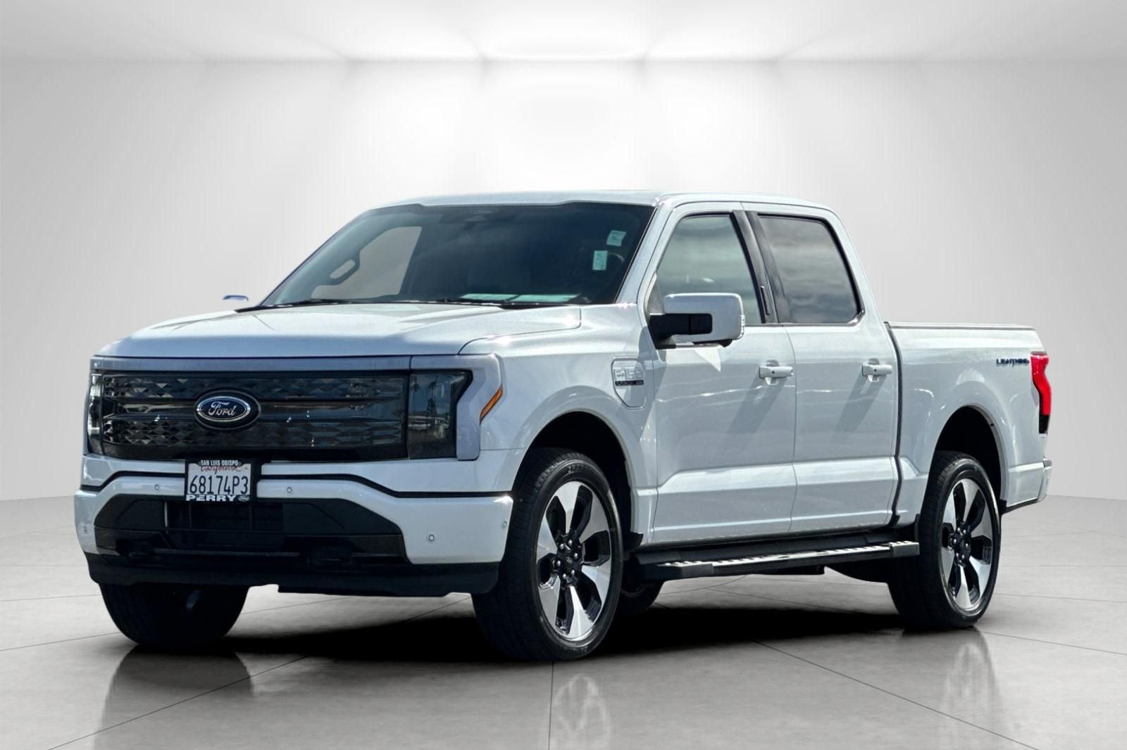 2022 Ford F-150 Lightning Platinum