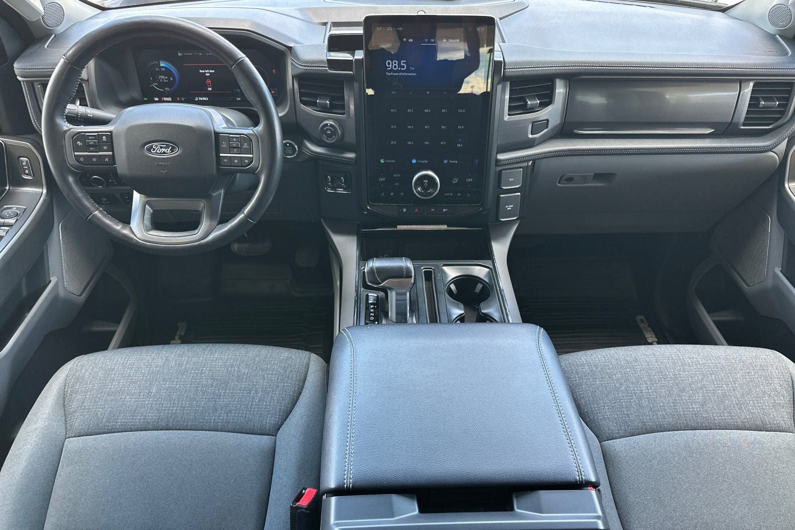 2024 Ford F-150 Lightning Flash