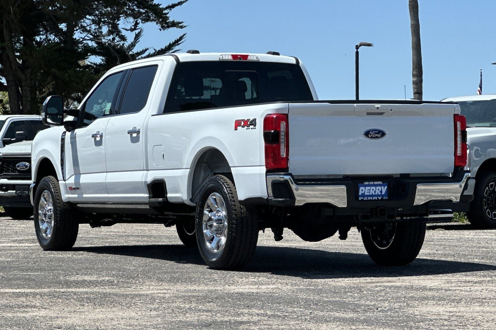 2026 Ford F-350SD Lariat