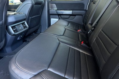 2027 Ford F-350SD Platinum