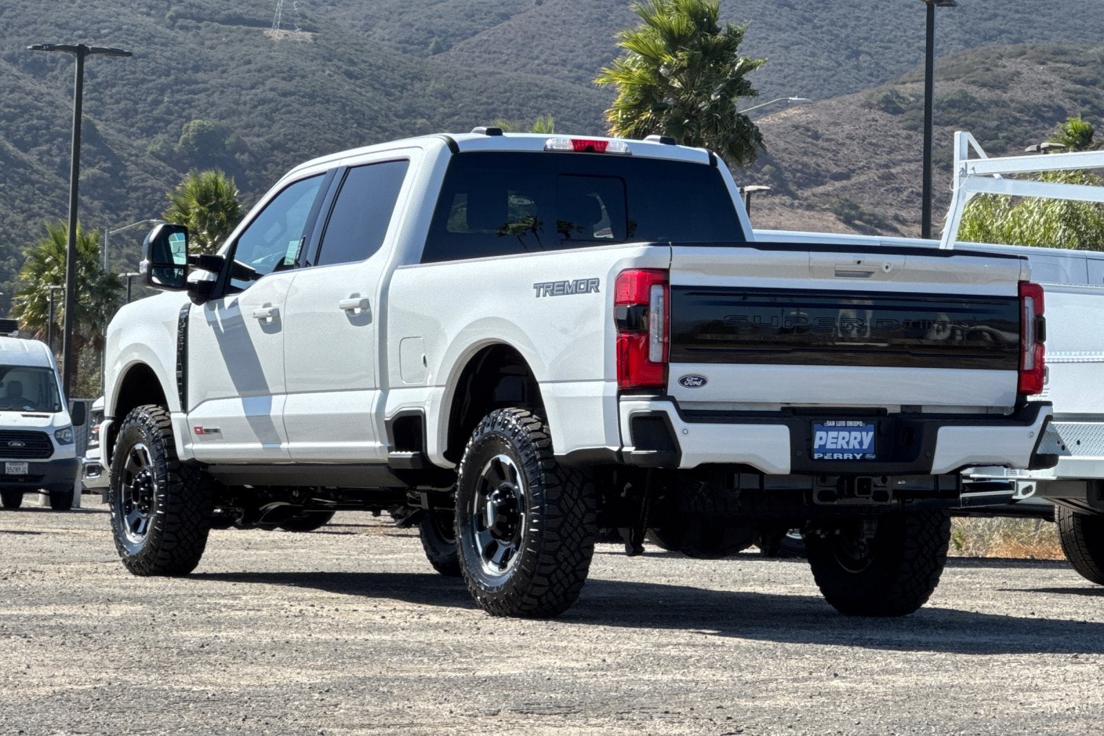 2027 Ford F-350SD Platinum