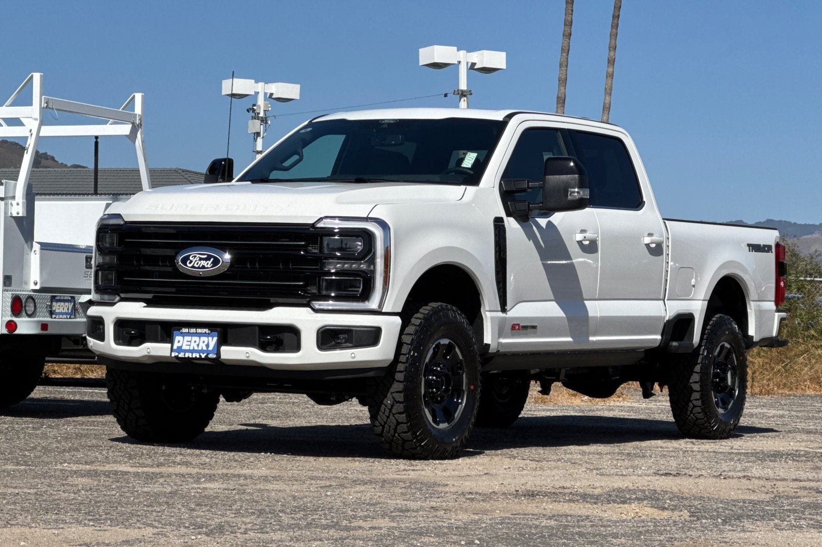 2027 Ford F-350SD Platinum