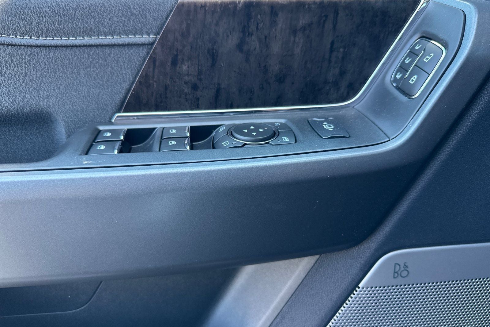 2025 Ford F-350SD Lariat