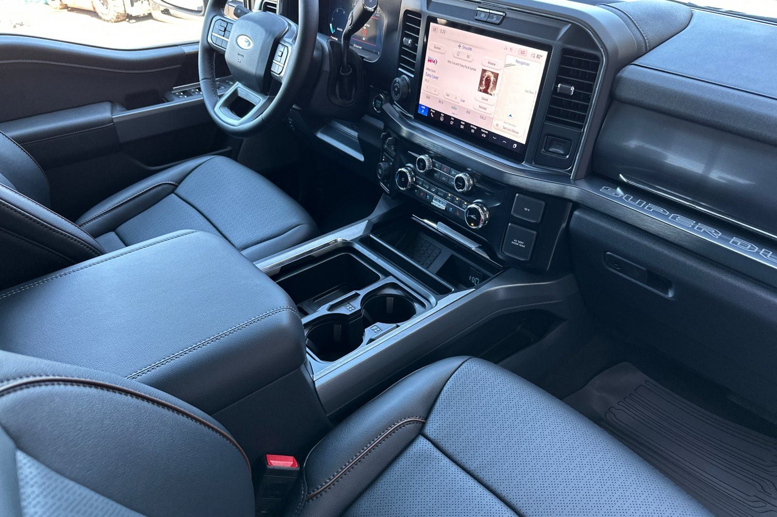 2025 Ford F-350SD Lariat