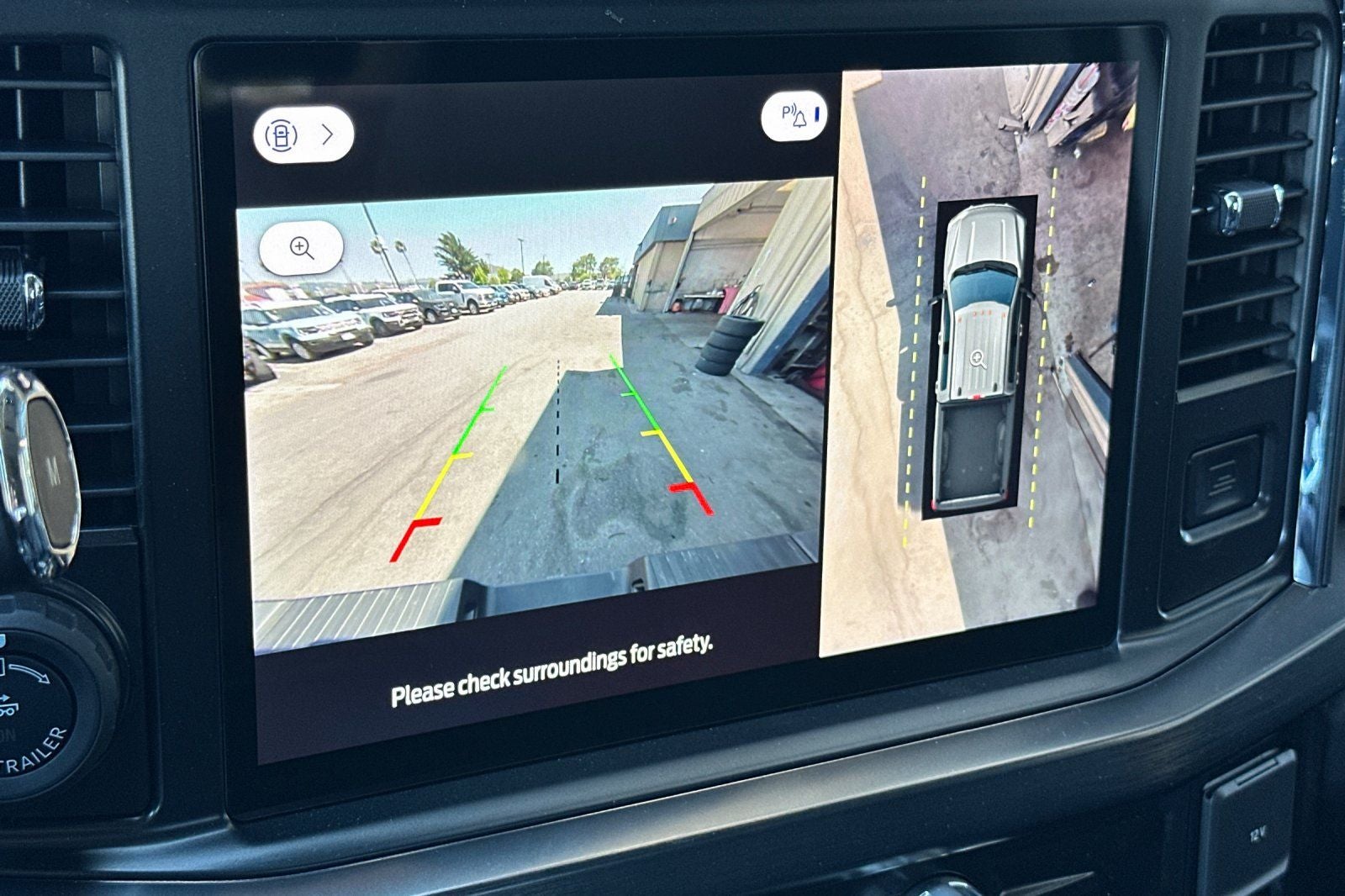 2025 Ford F-350SD Lariat