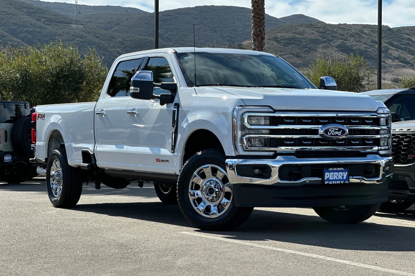 2027 Ford F-350SD Lariat