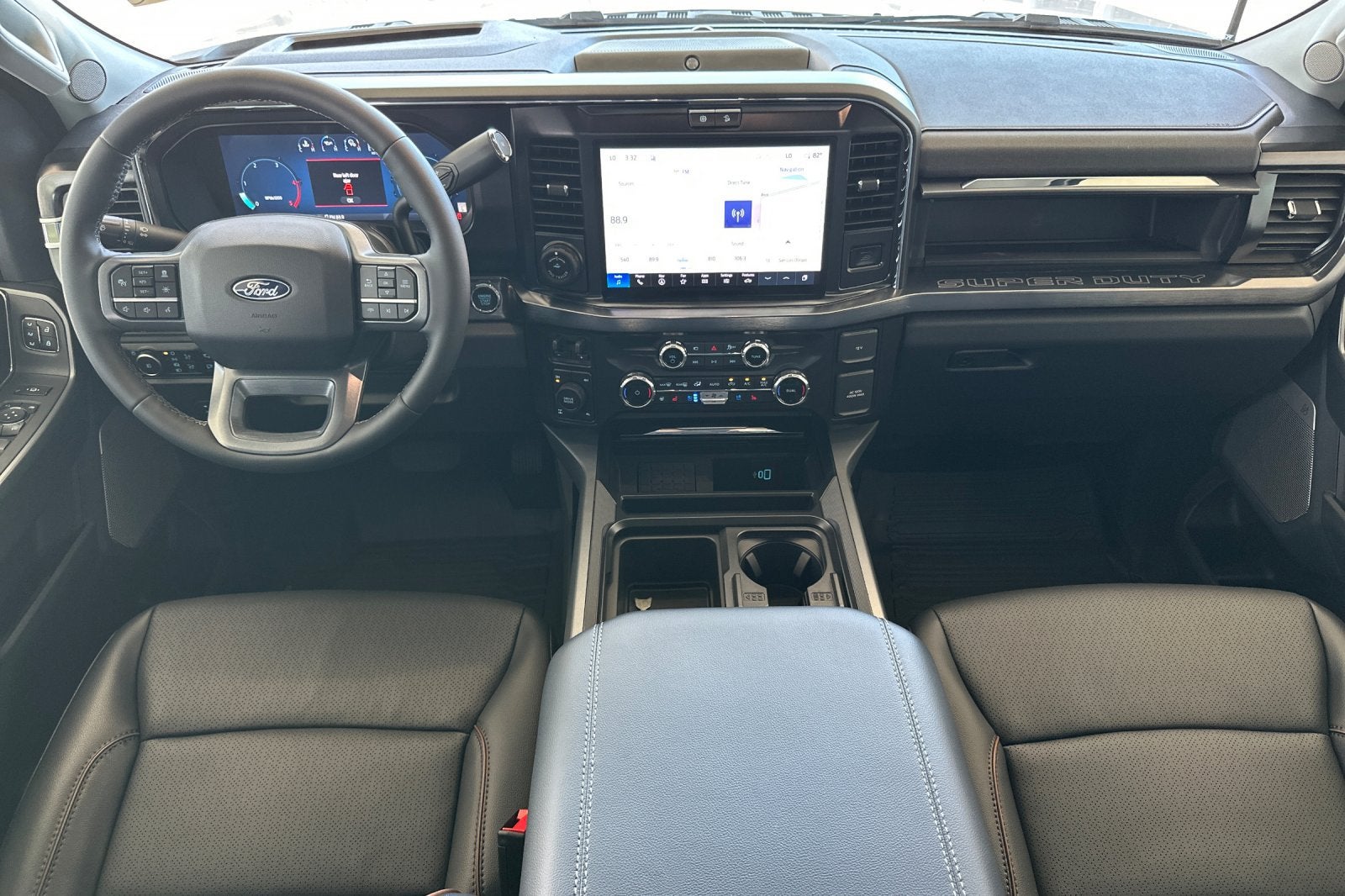 2027 Ford F-350SD Lariat