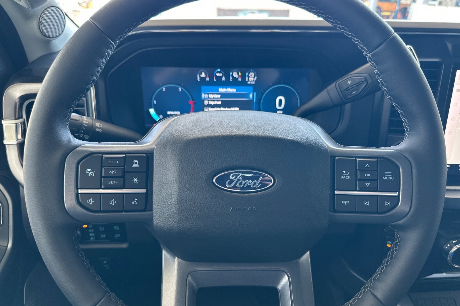 2027 Ford F-350SD Lariat