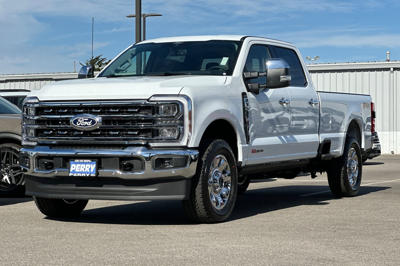 2027 Ford F-350SD Lariat