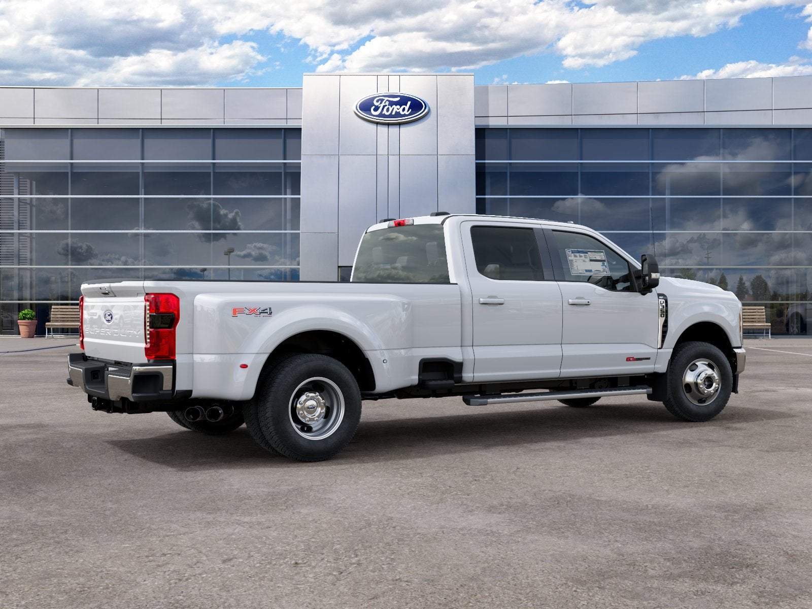 2027 Ford F-350SD XLT DRW