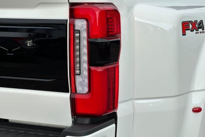 2026 Ford F-350SD Platinum DRW