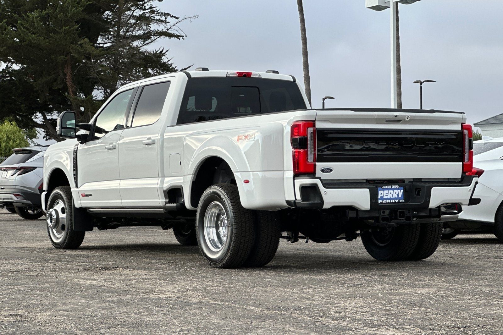 2026 Ford F-350SD Platinum DRW