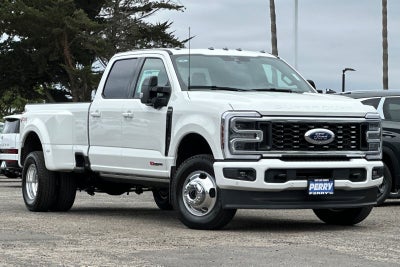 2026 Ford F-350SD Platinum DRW