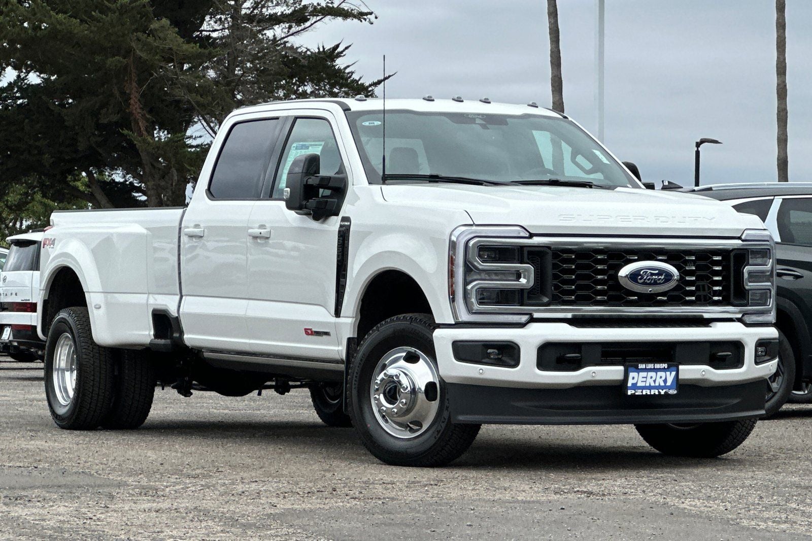 2026 Ford F-350SD Platinum DRW
