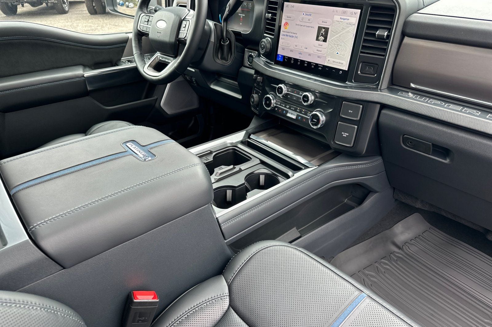 2026 Ford F-350SD Platinum DRW