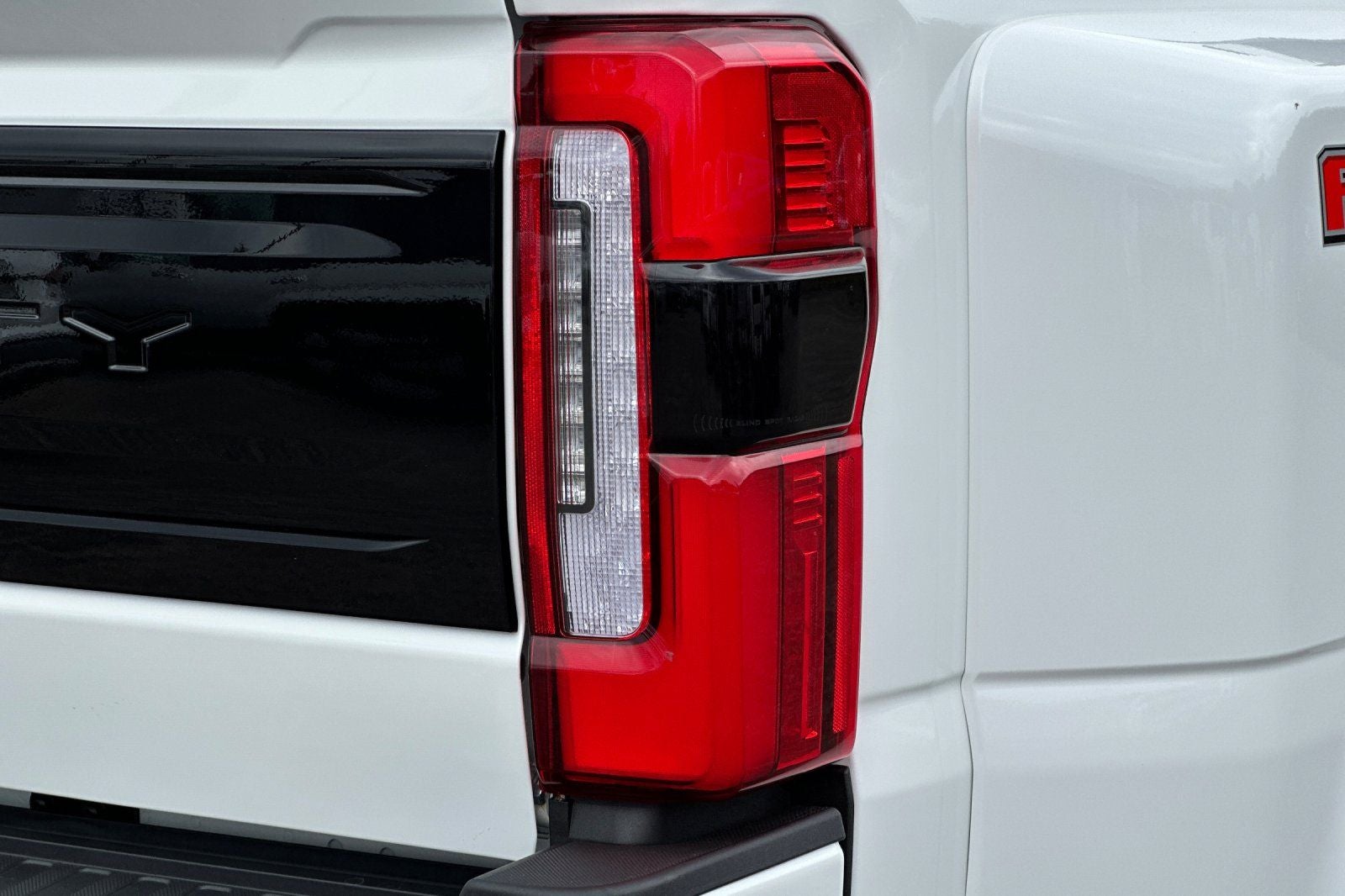 2026 Ford F-350SD Platinum DRW