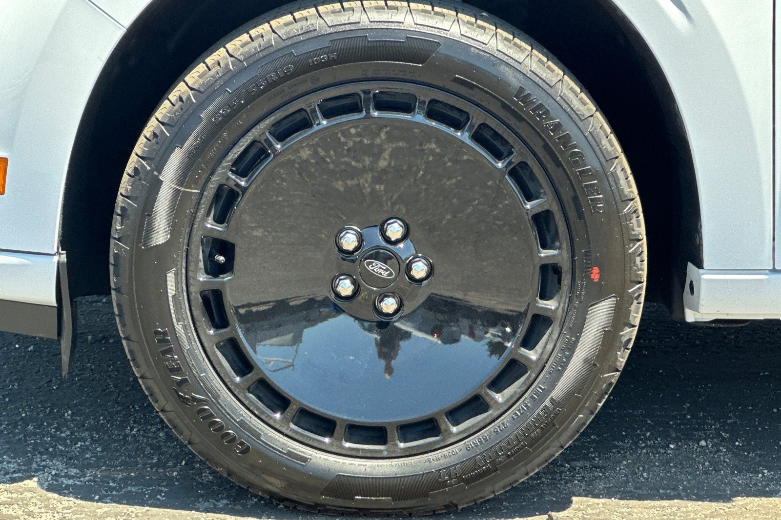 2025 Ford Maverick Lobo Standard