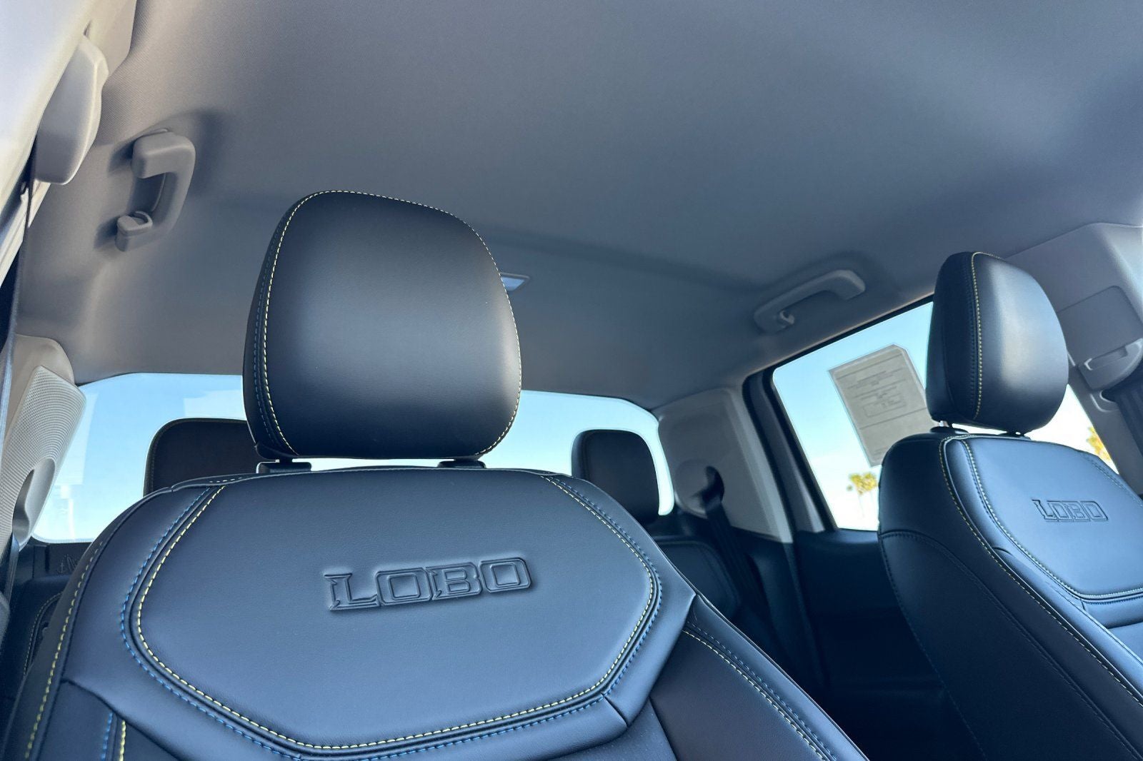 2026 Ford Maverick Lobo Standard