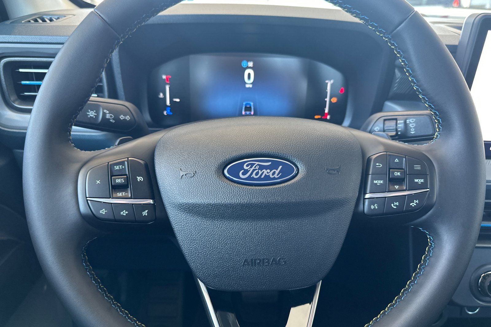 2025 Ford Maverick Lobo Standard