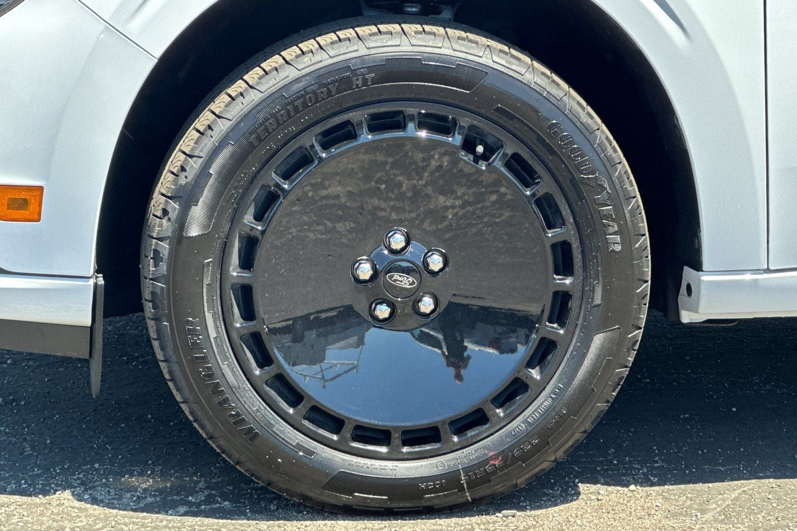 2025 Ford Maverick Lobo Standard