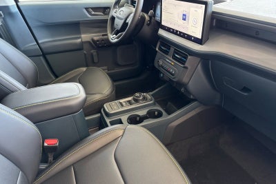 2025 Ford Maverick Lobo Standard