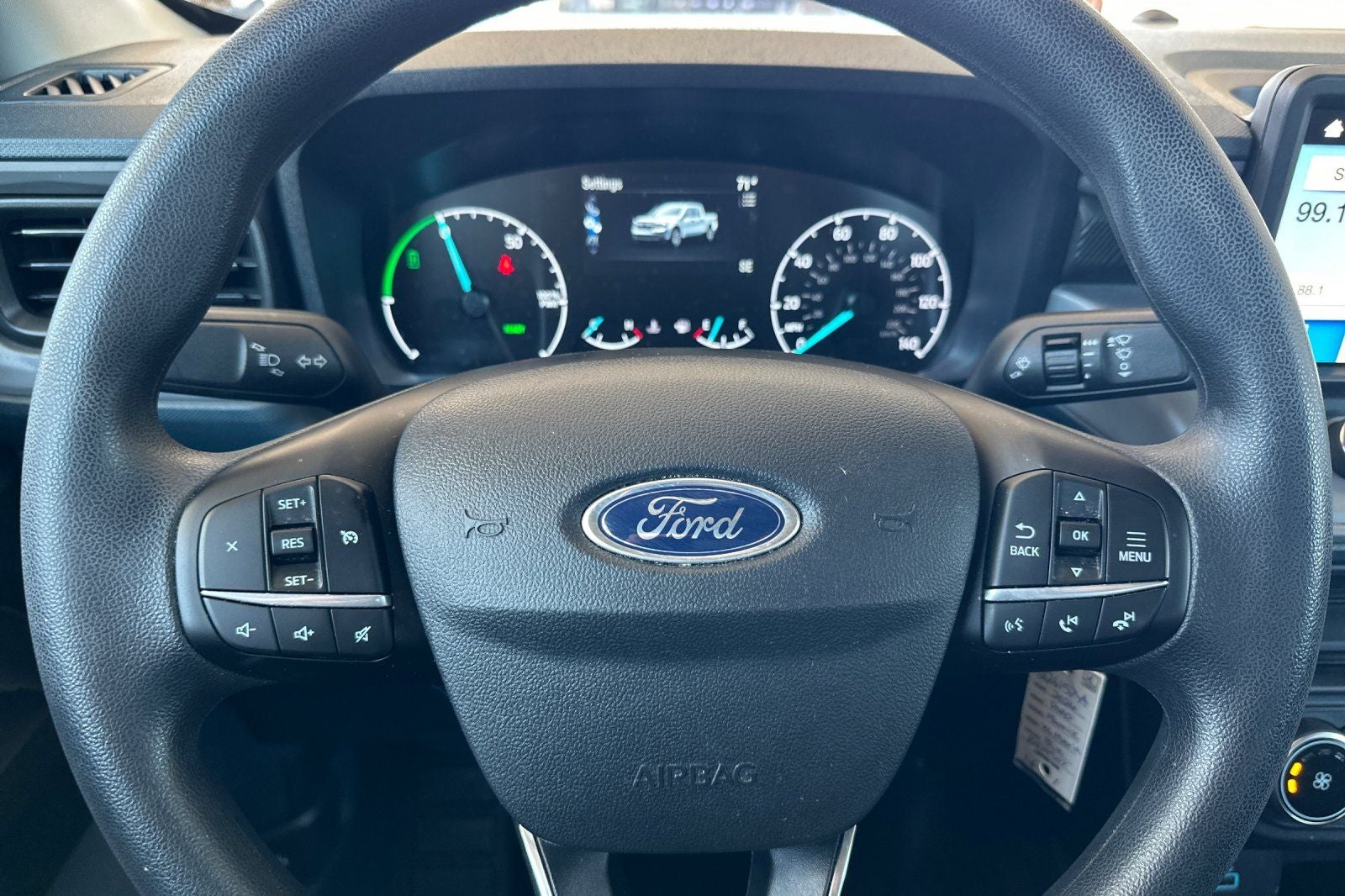 2024 Ford Maverick XL