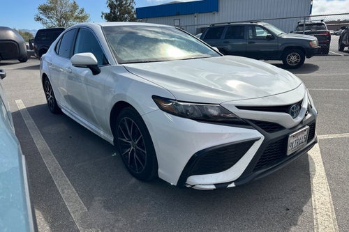 2024 Toyota Camry Hybrid SE