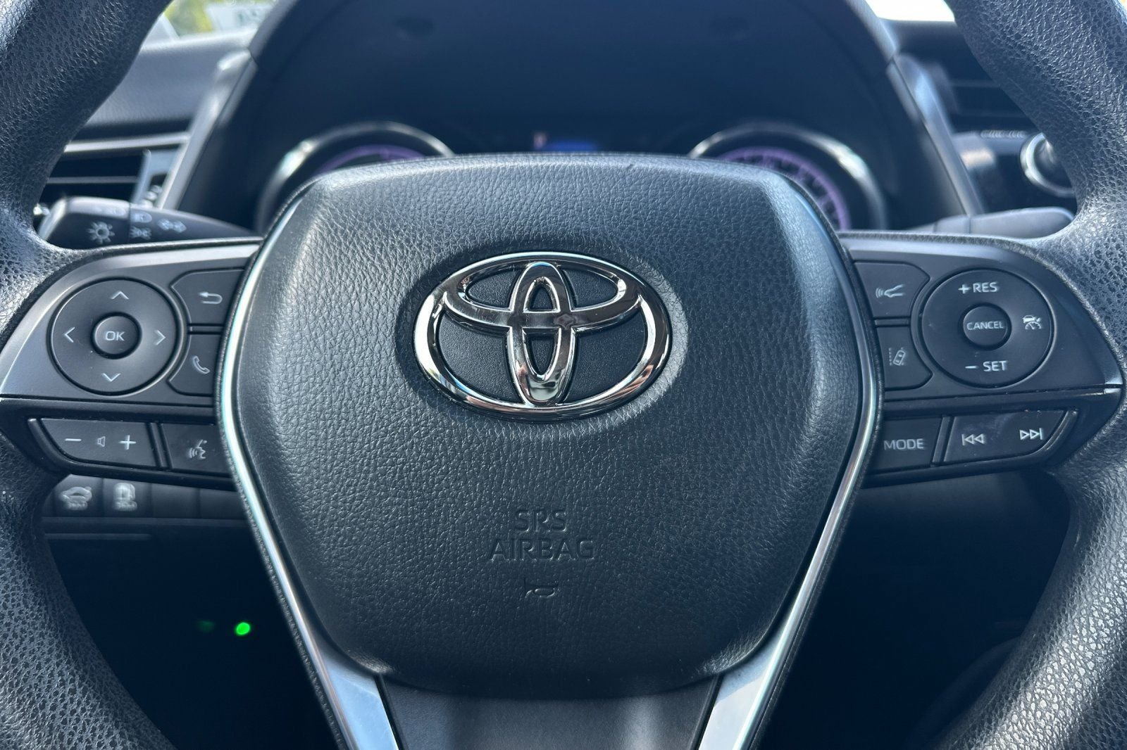 2020 Toyota Camry Hybrid LE