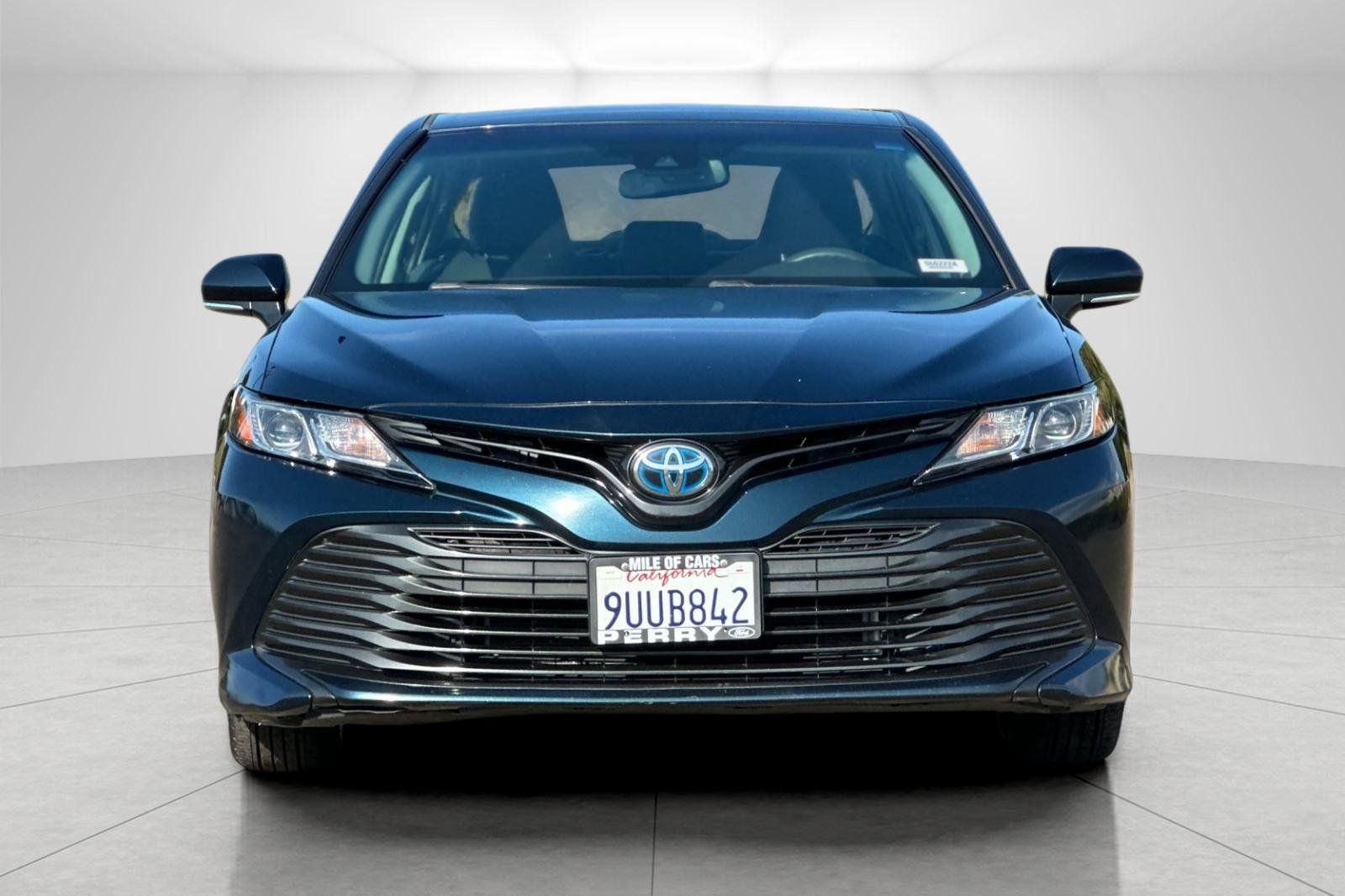 2020 Toyota Camry Hybrid LE