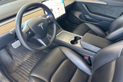 2023 Tesla Model 3 Performance