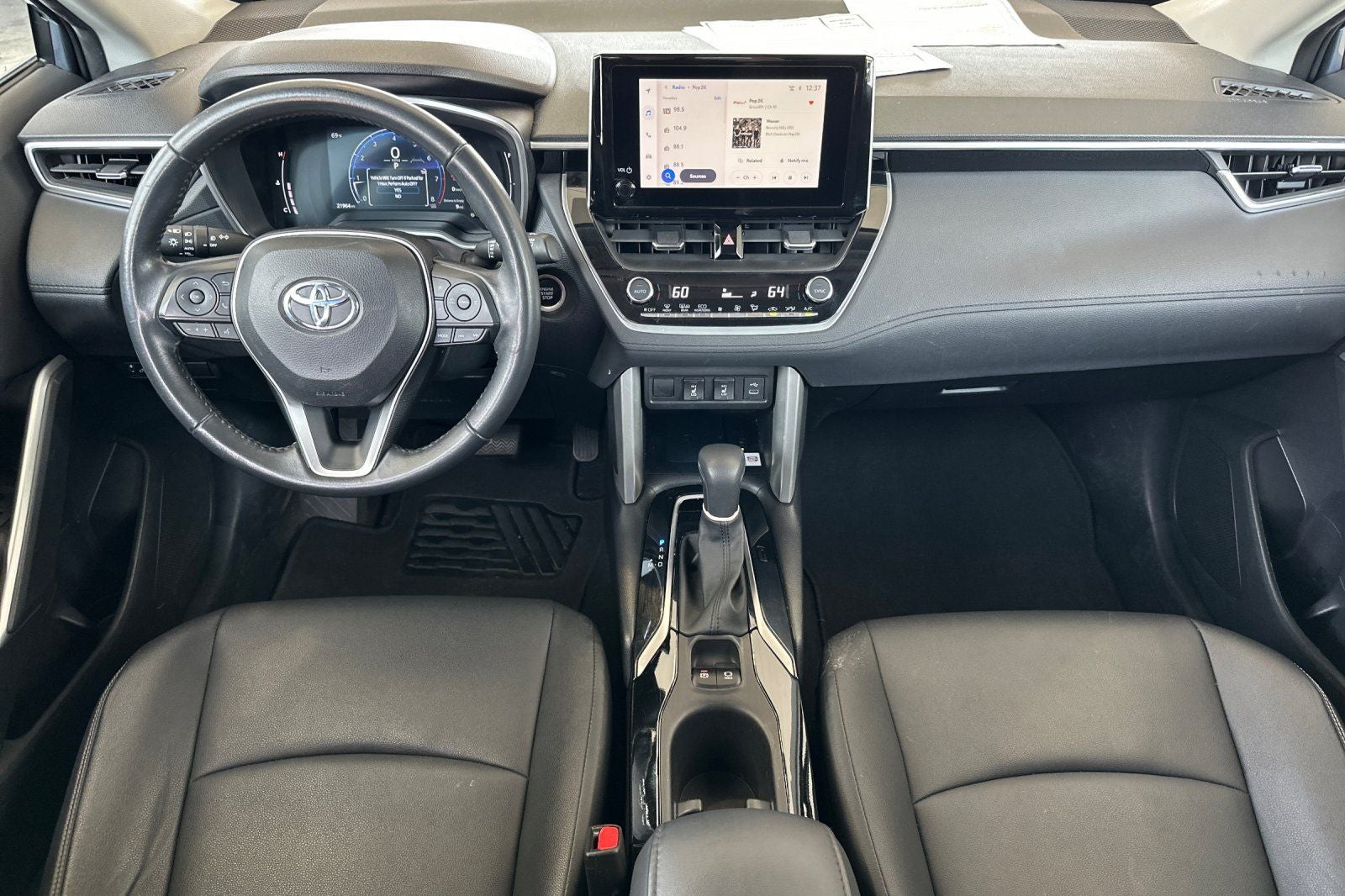 2023 Toyota Corolla Cross XLE