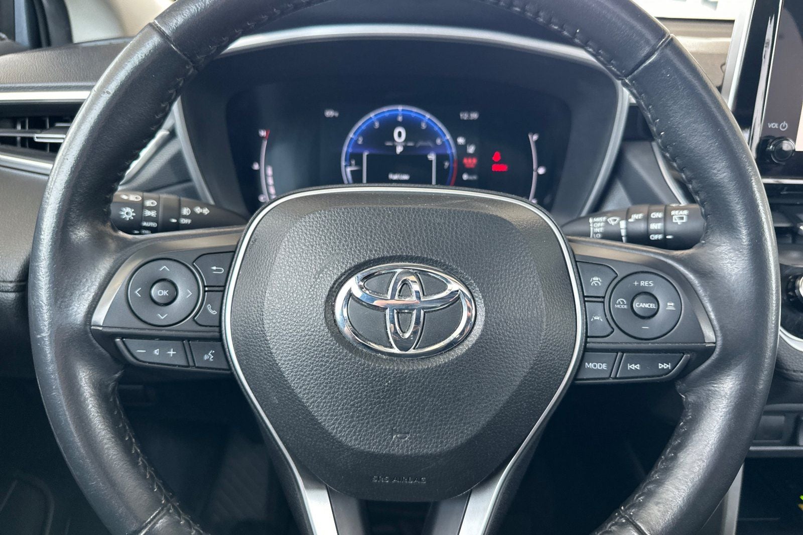 2023 Toyota Corolla Cross XLE