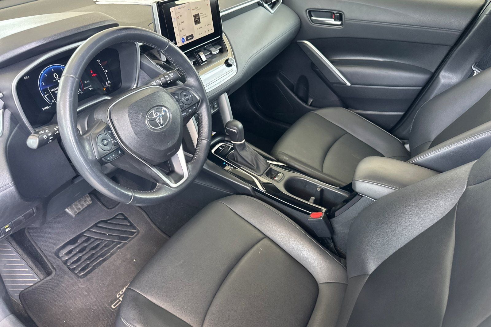 2023 Toyota Corolla Cross XLE