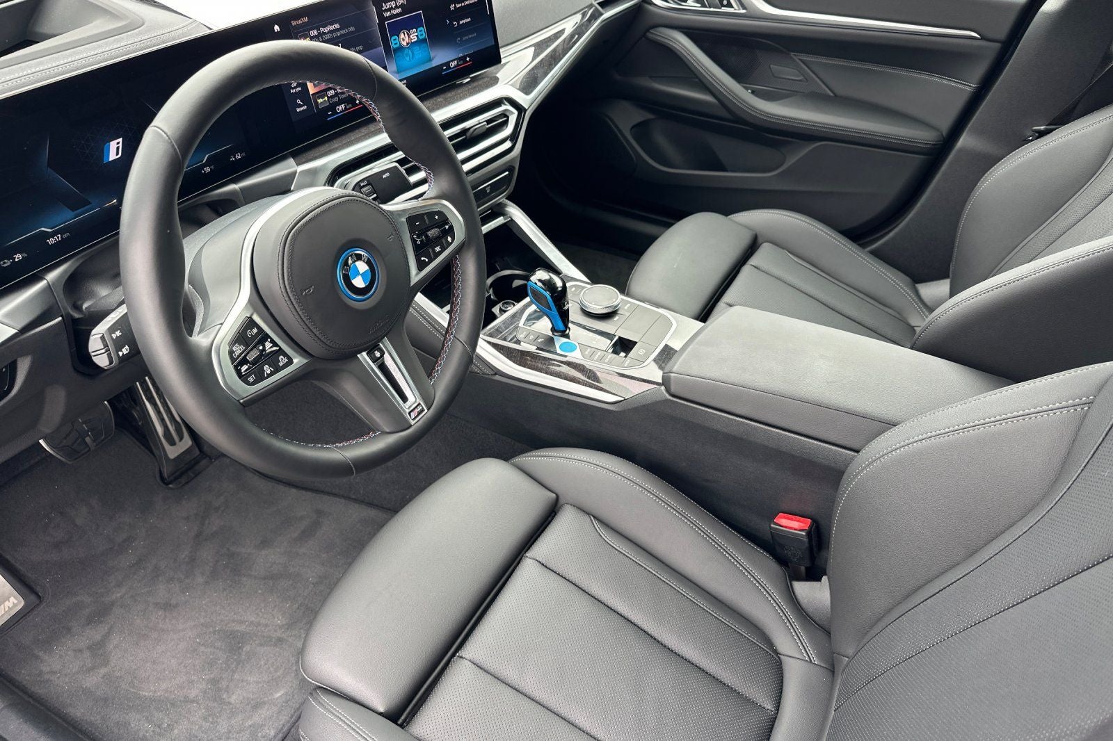 2023 BMW i4 M50