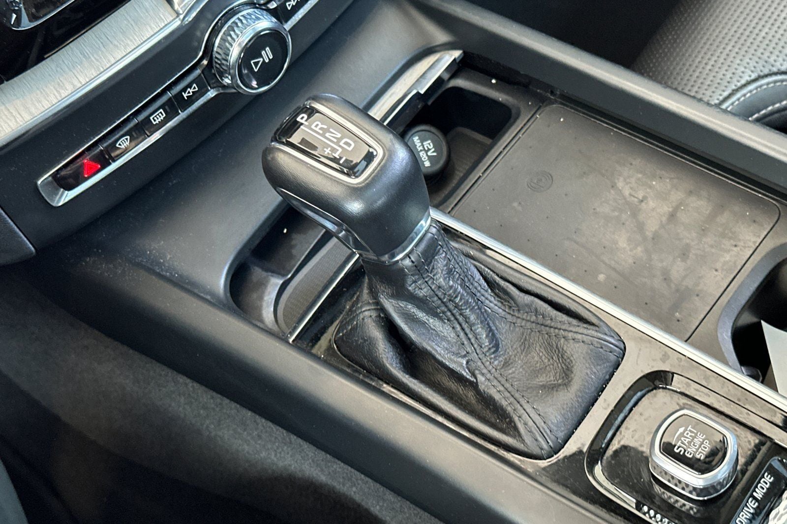 2021 Volvo XC60 T5 Inscription