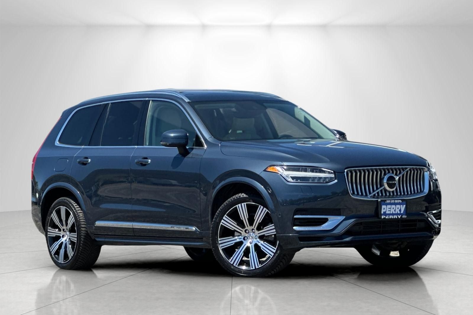 2022 Volvo XC90 Recharge Plug-In Hybrid T8 Inscription 7 Passenger