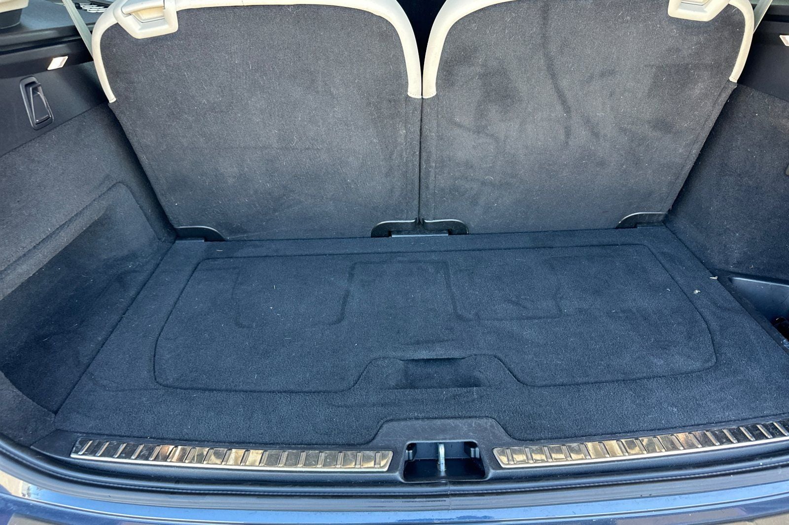 2022 Volvo XC90 Recharge Plug-In Hybrid T8 Inscription 7 Passenger
