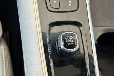 2022 Volvo XC90 Recharge Plug-In Hybrid T8 Inscription 7 Passenger