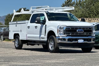 2025 Ford Chassis Cab F-350® XL