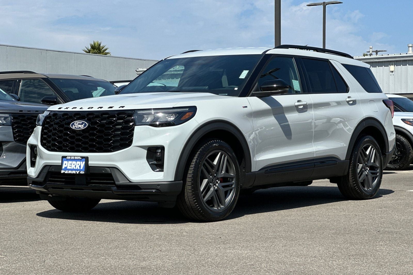 2027 Ford Explorer 4-Door 4DR RWD ST-LINE
